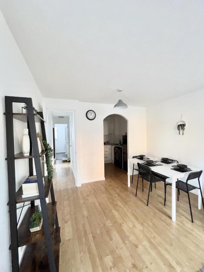 Luxury 2 Bed Apartment Stansted Airport Bishops Stortford Bishop’s Stortford Exterior foto
