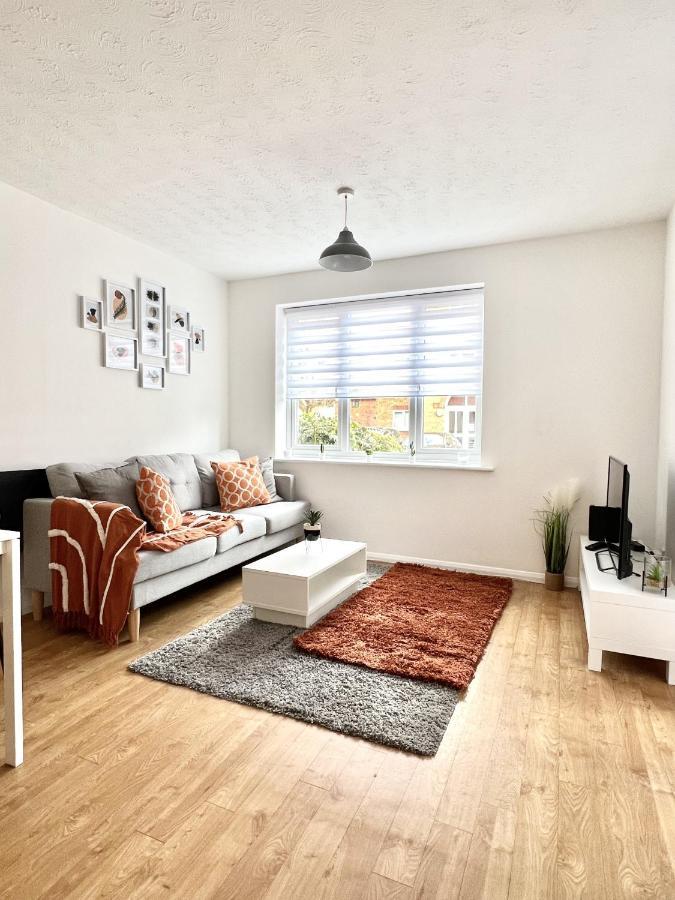 Luxury 2 Bed Apartment Stansted Airport Bishops Stortford Bishop’s Stortford Exterior foto